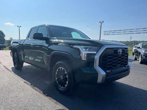 Used 2022 Toyota Tundra Limited image 7