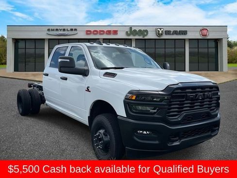 New 2025 RAM 3500 Tradesman image 2