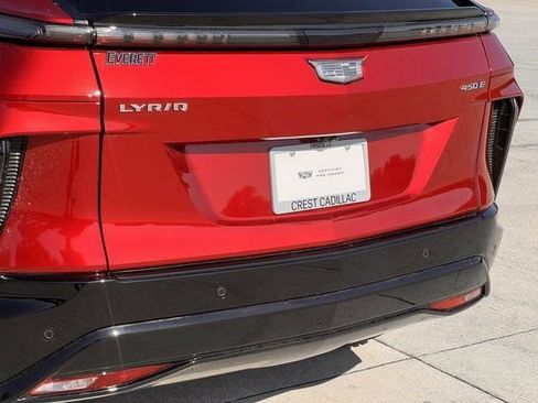 New 2025 Cadillac Lyriq Sport RWD image 6