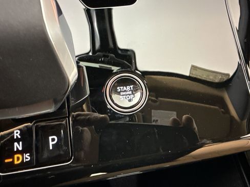 New 2026 Land Rover Range Rover Sport SE image 21