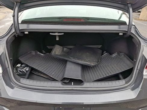 Used 2022 Hyundai Elantra SEL w/ Convenience Package image 29