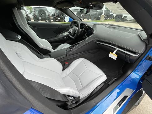 New 2025 Chevrolet Corvette E-Ray image 5