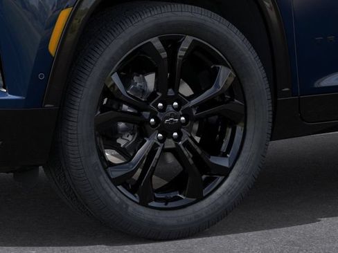 New 2027 Chevrolet Traverse RS w/ LPO, Floor Liner Package AWD/4WD image 11