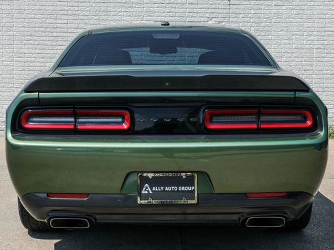Used 2020 Dodge Challenger R/T w/ Blacktop Package image 7
