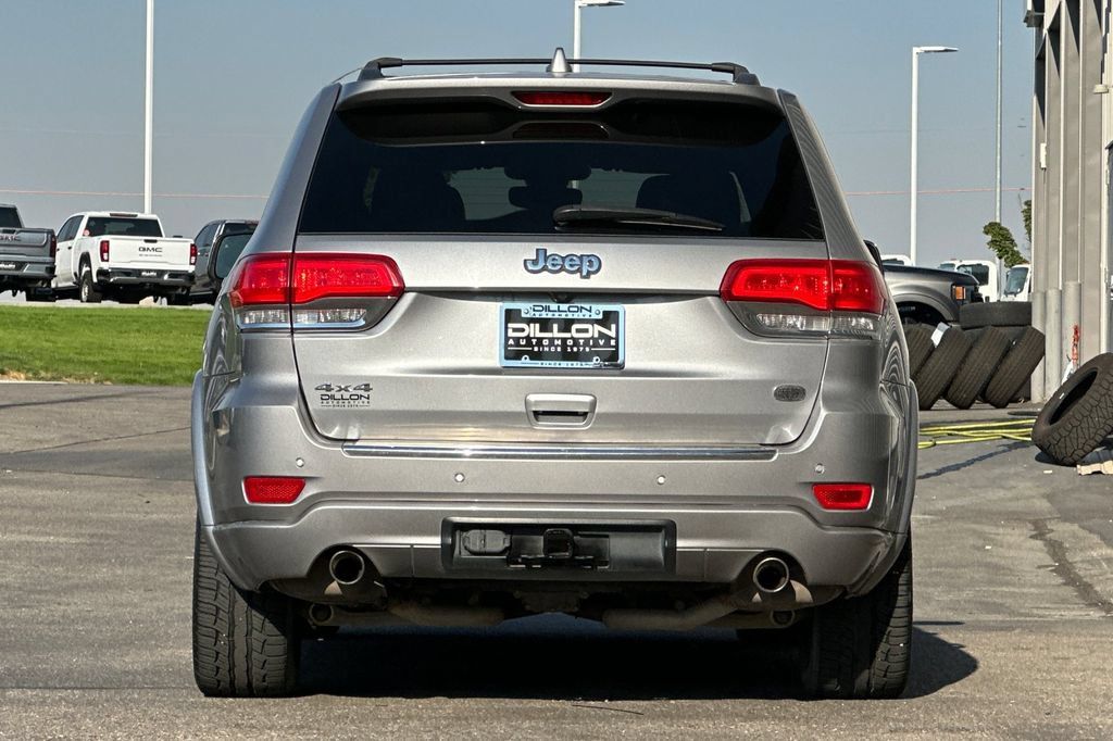 Used 2020 Jeep Grand Cherokee Overland AWD/4WD image 8