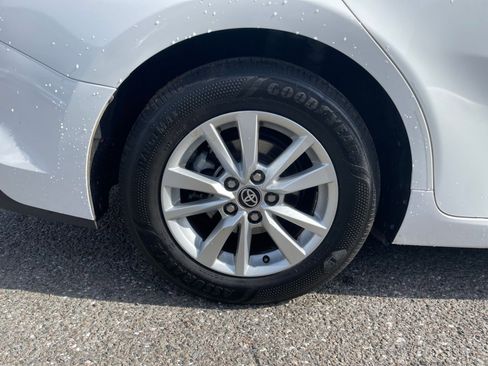 Used 2025 Toyota Camry LE image 29