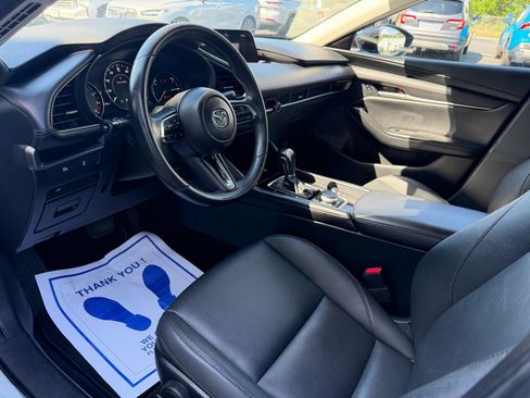 Used 2024 MAZDA MAZDA3 s FWD image 10