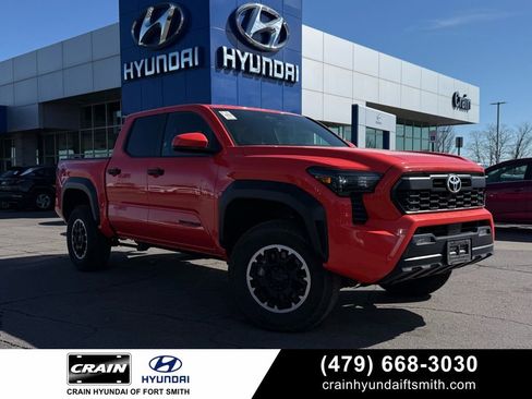 Used 2024 Toyota Tacoma TRD Off-Road image 1