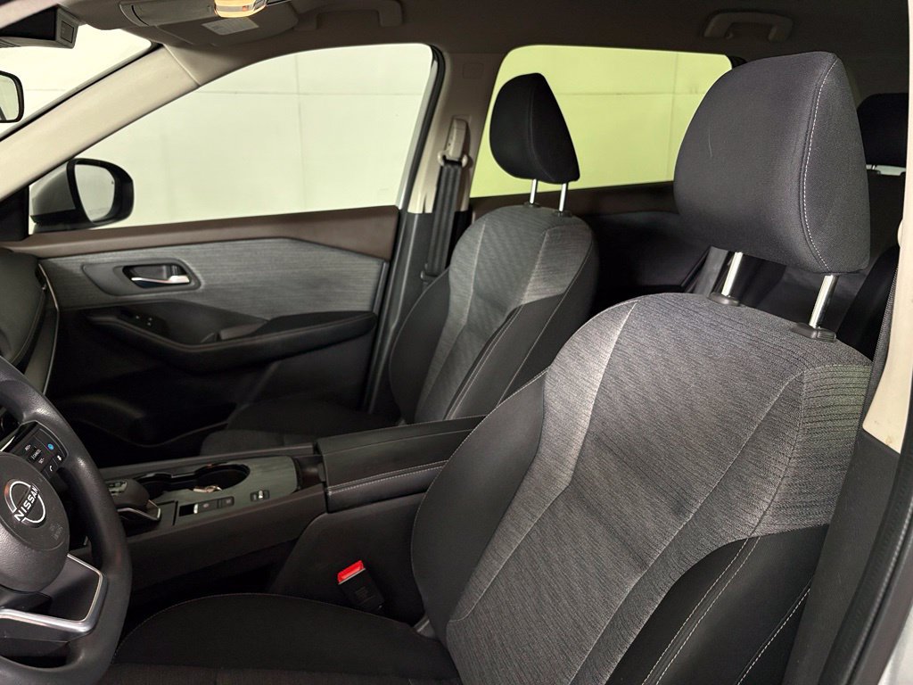 Used 2023 Nissan Rogue SV FWD image 18