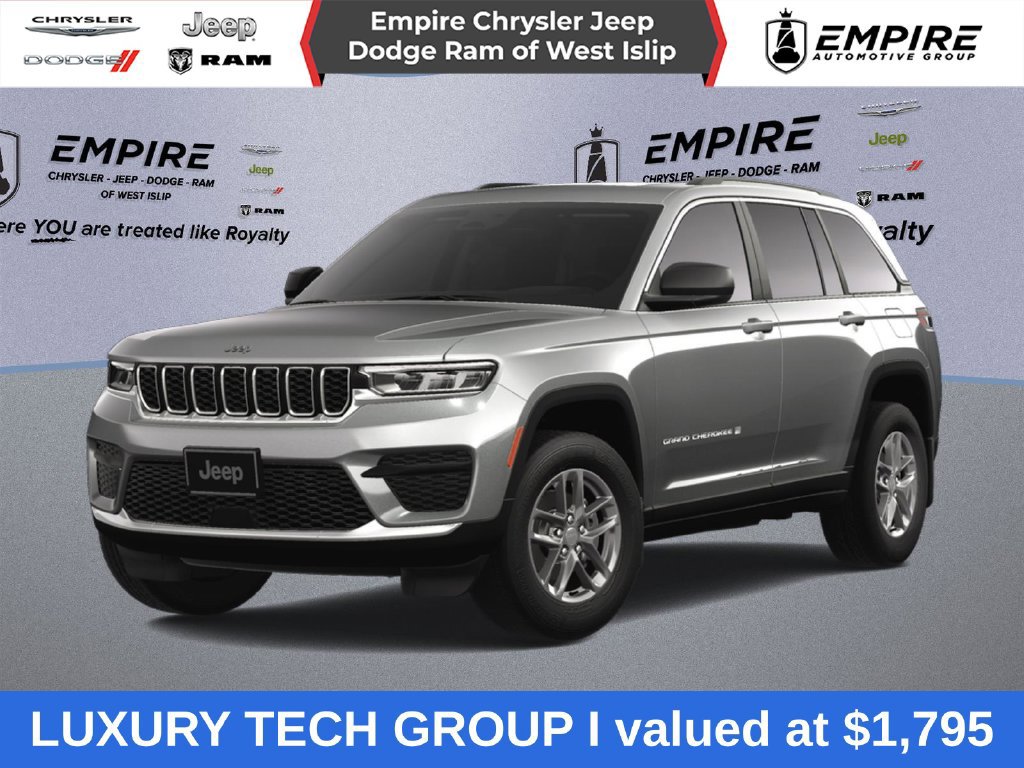 Used 2025 Jeep Grand Cherokee Laredo X w/ Luxury Tech Group I AWD/4WD image 1