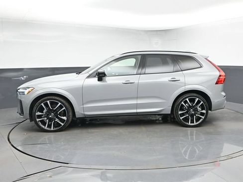 Used 2024 Volvo XC60 B5 Ultimate w/ Protection Package Premier AWD/4WD image 6