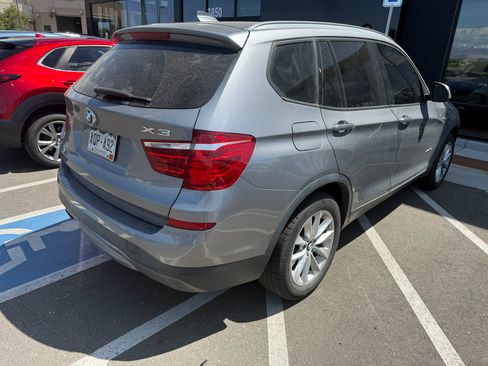 Used 2017 BMW X3 xDrive28i AWD/4WD image 3