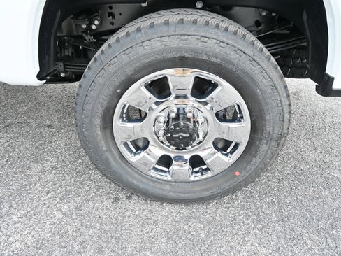 New 2026 Ford F350 King Ranch w/ Chrome Package image 14