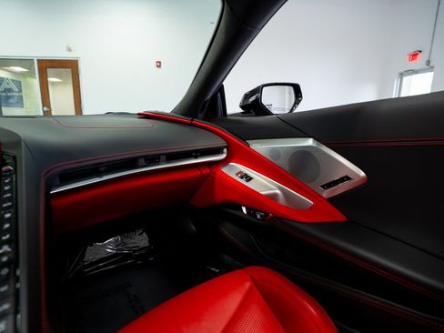 Used 2023 Chevrolet Corvette Stingray Premium Conv w/ Z51 Performance Package RWD image 46