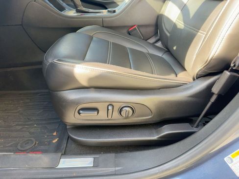 Used 2019 GMC Acadia Denali w/ Technology Package image 13