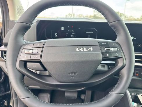 New 2026 Kia Sportage SX image 25