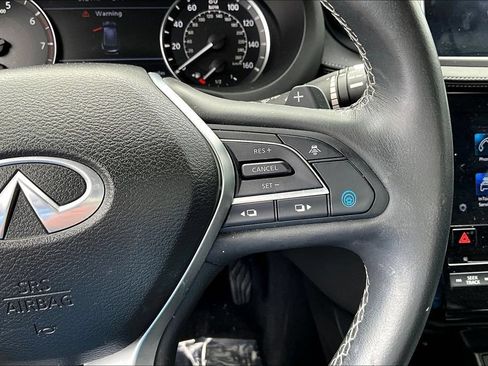 Used 2023 INFINITI QX50 Luxe FWD image 12