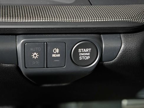 Certified 2025 Porsche 911 Carrera RWD image 25
