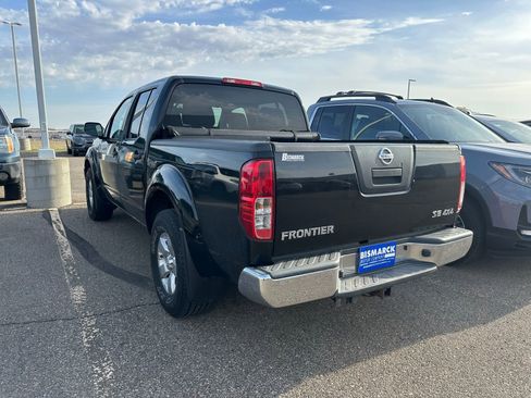 Used 2010 Nissan Frontier SE AWD/4WD image 4