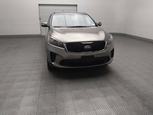 Used 2019 Kia Sorento FWD image 14