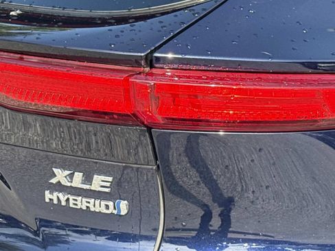 Used 2021 Toyota Venza XLE w/ Softex Package AWD/4WD image 29