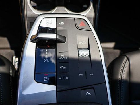 Certified 2025 BMW X1 xDrive28i w/ Technology Package image 19