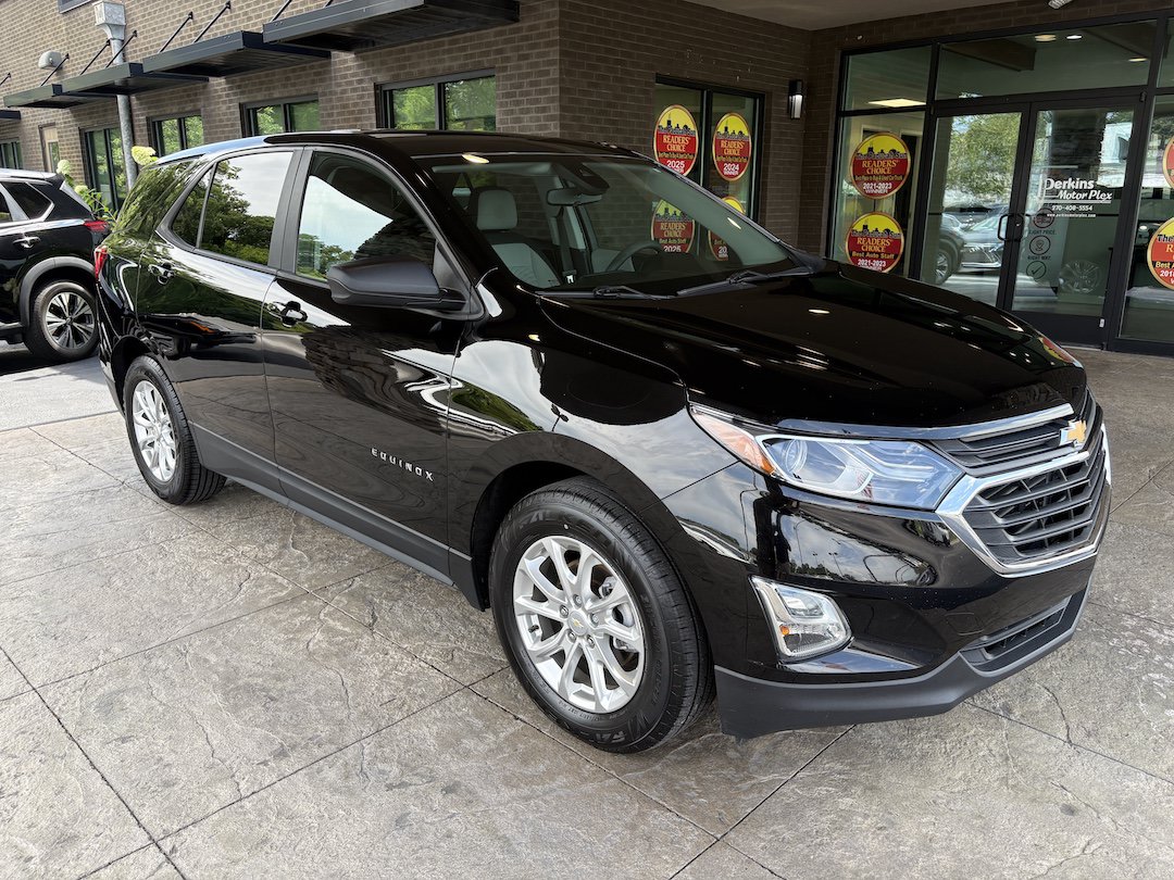 Used 2021 Chevrolet Equinox LS w/ LS Convenience Package FWD image 4