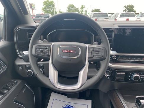 New 2025 GMC Sierra 1500 SLT w/ SLT Premium Plus Package image 15