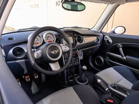 Used 2005 MINI Cooper S image 13