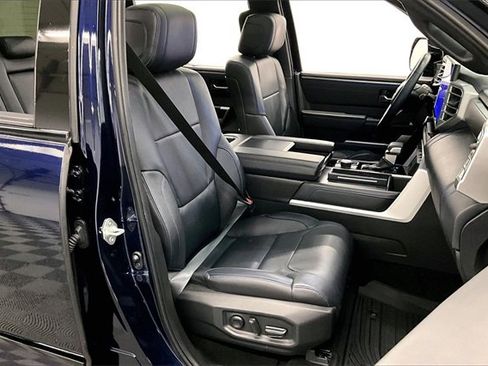 Used 2022 Toyota Tundra Platinum image 7