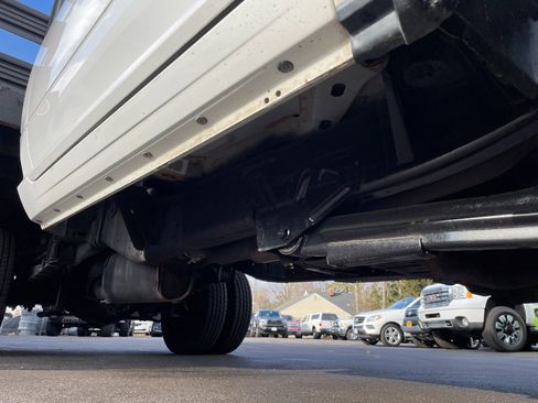 Used 2014 RAM 3500 Tradesman image 22