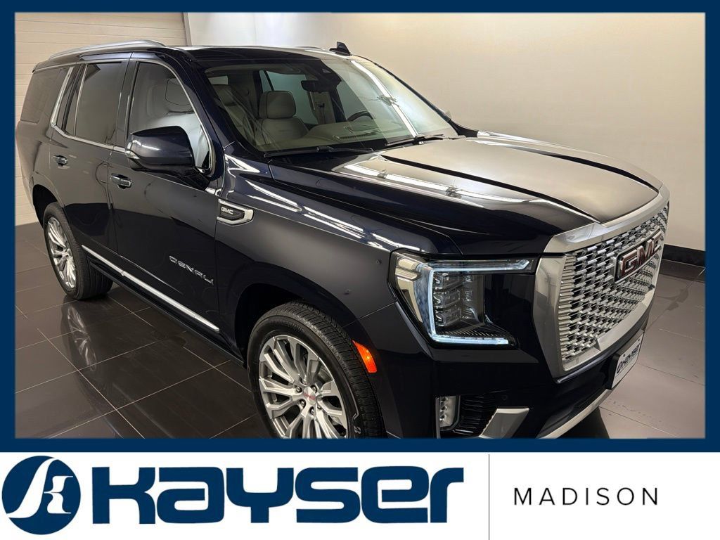 Used 2021 GMC Yukon Denali w/ Denali Premium Package AWD/4WD image 1