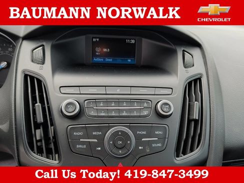 Used 2018 Ford Focus SE FWD image 26