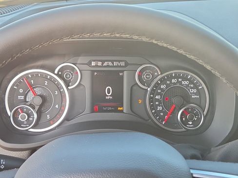 Used 2025 RAM 2500 Lone Star image 25