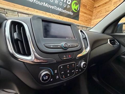 Used 2022 Chevrolet Equinox LT AWD/4WD image 20