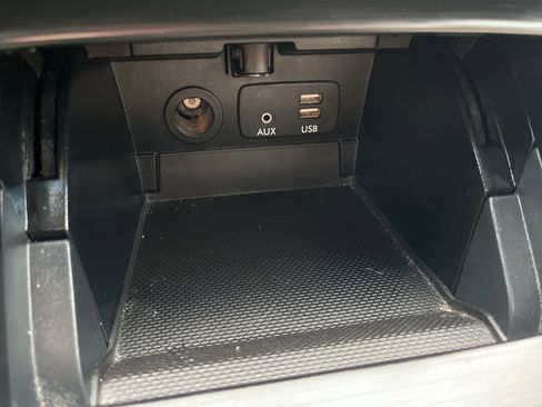 Used 2018 Subaru Outback 2.5i Limited image 18