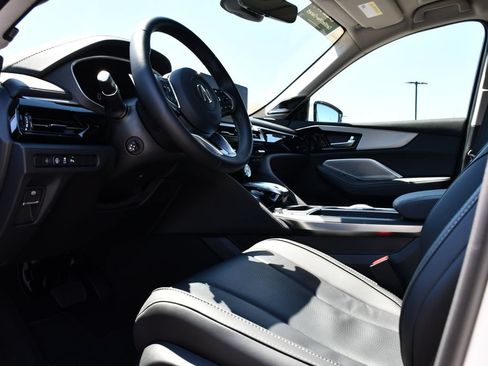 Certified 2026 Acura MDX FWD w/ Technology Package image 18
