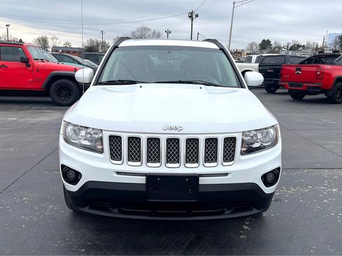 Used 2014 Jeep Compass Latitude w/ Sun/Sound Group image 8