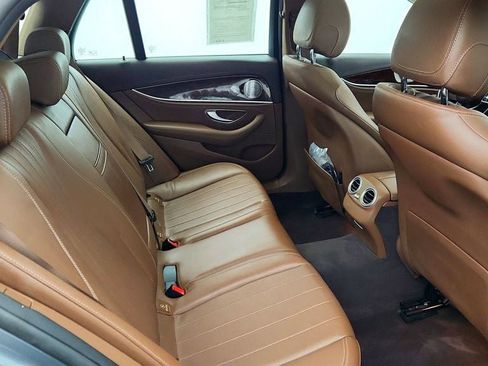 Used 2020 Mercedes-Benz E 450 4MATIC Wagon image 25