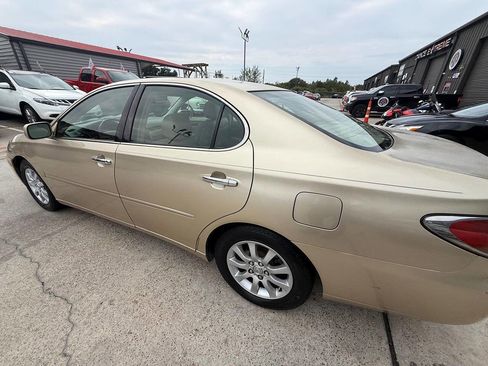 Used 2002 Lexus ES 330 image 4