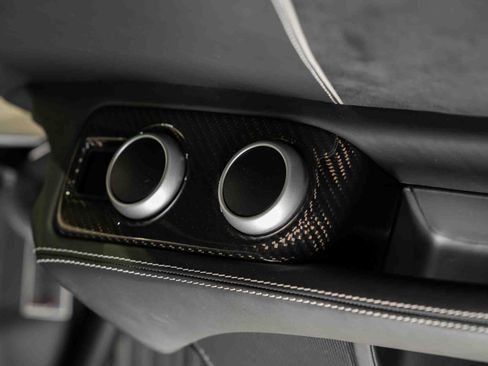 Used 2016 McLaren 650S Spider RWD image 55