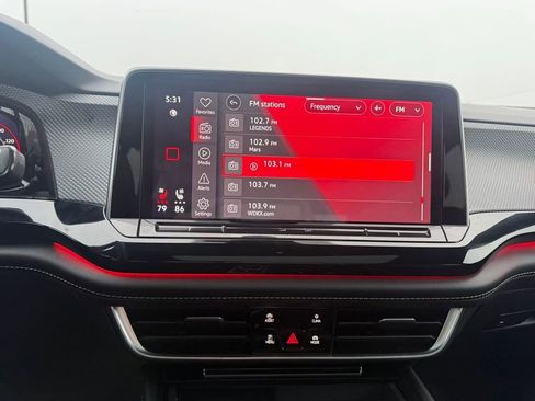 Used 2024 Volkswagen Atlas Cross Sport SEL R-Line image 11