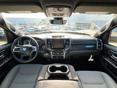 Certified 2024 RAM 1500 Big Horn w/ Trailer Tow Group image 9