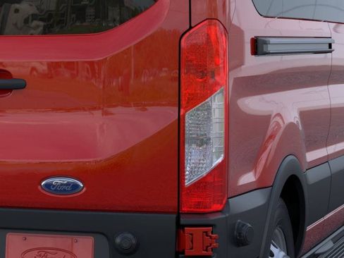 Used 2024 Ford Transit 350 XL image 42