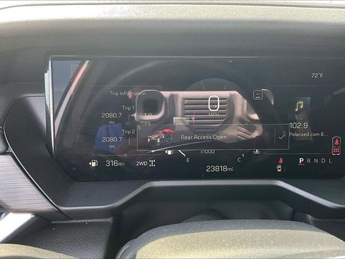 Used 2025 GMC Acadia Elevation AWD/4WD image 21