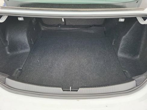 Certified 2024 Chevrolet Malibu LT image 17