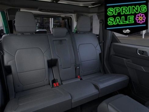 New 2025 Ford Bronco Badlands image 12