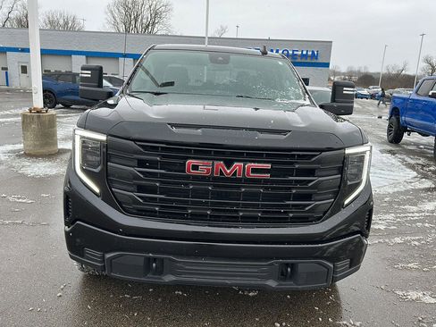 Used 2023 GMC Sierra 1500 Pro w/ Graphite Edition image 10