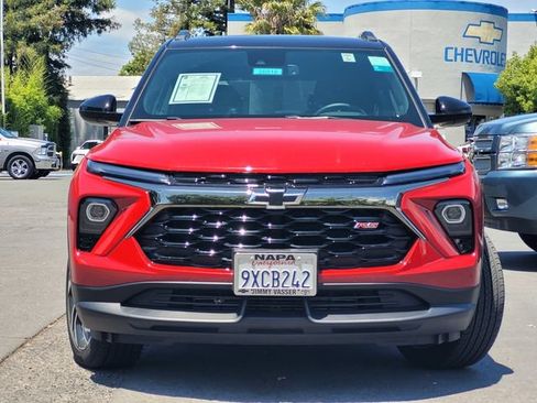 Used 2026 Chevrolet TrailBlazer RS w/ Convenience Package AWD/4WD image 3
