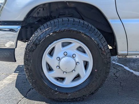 Used 2013 Ford E-350 and Econoline 350 Super Duty w/ PWR Locks & Windows Group image 6